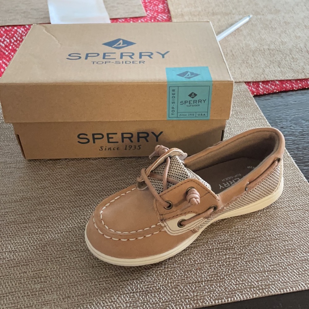 Sperry shoresider jr girls